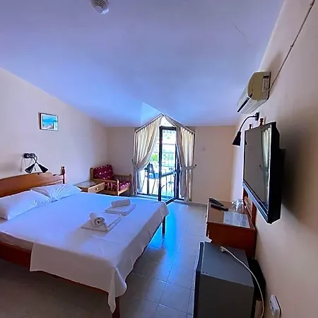 Diplomat Turunc Hotel 3*
